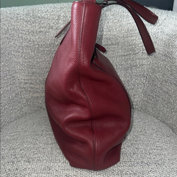 Coach Metropolitan Tote Bag Red Currant Pebble Leather Like New - Picture 9 of 15